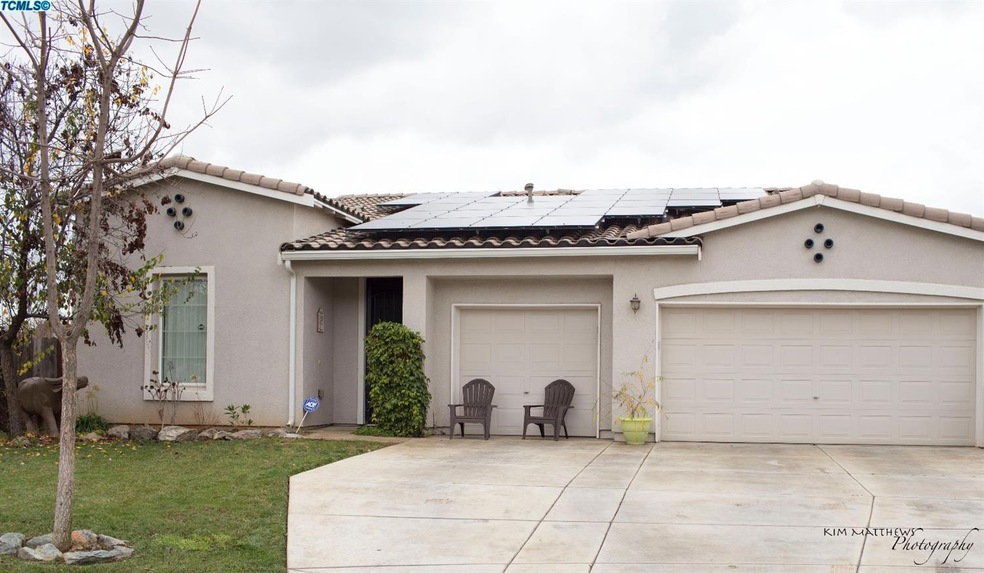 643 N Maurer St, Porterville, CA 93257 - photo 1