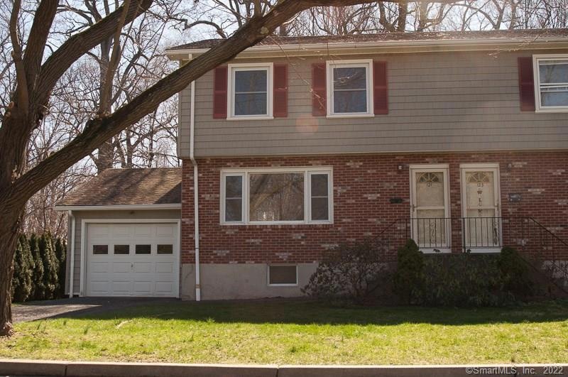 121 Berkeley Rd, Fairfield, CT 06825 - photo 1