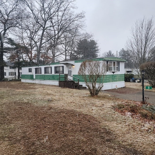 5 Debbie Ln, Raynham, MA 02767 MLS 73074897