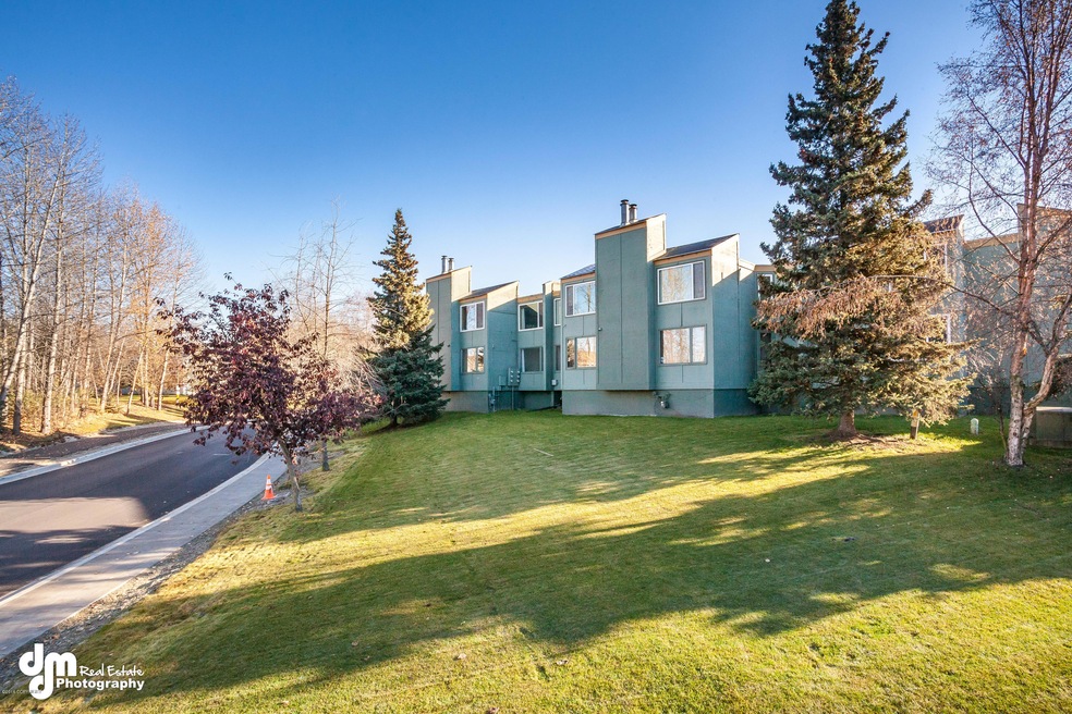 Exterior - Back 20161014-DW-6327-FULL