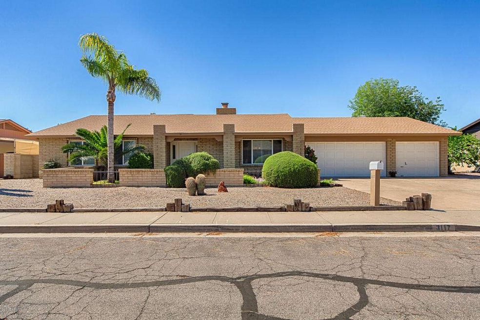 3117 W Betty Elyse Ln-2