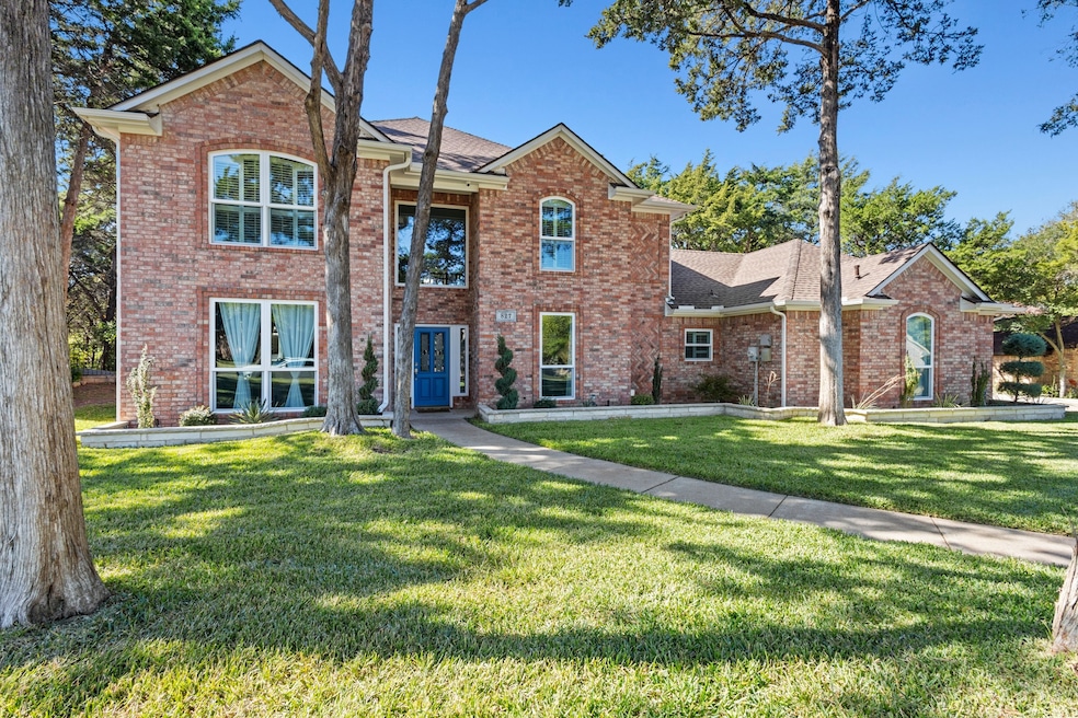 827 Knoll Manor Ct, Cedar Hill, TX 75104 - photo 1
