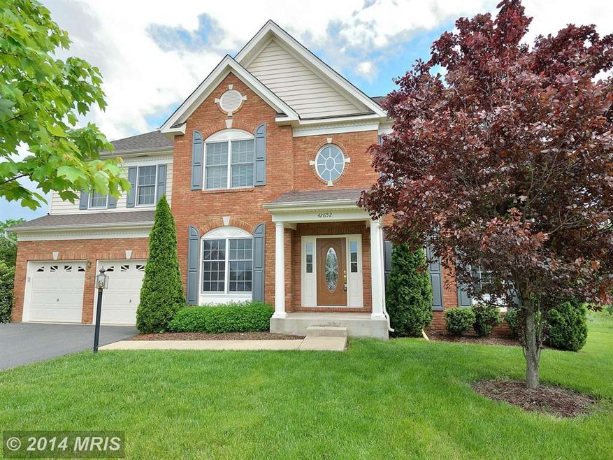 42652 Jolly Ln, Chantilly, VA 20152 - photo 1