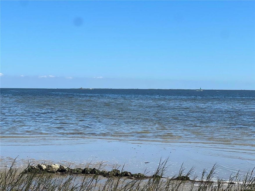 816 Ship Point Rd, Yorktown, VA 23692 - photo 1