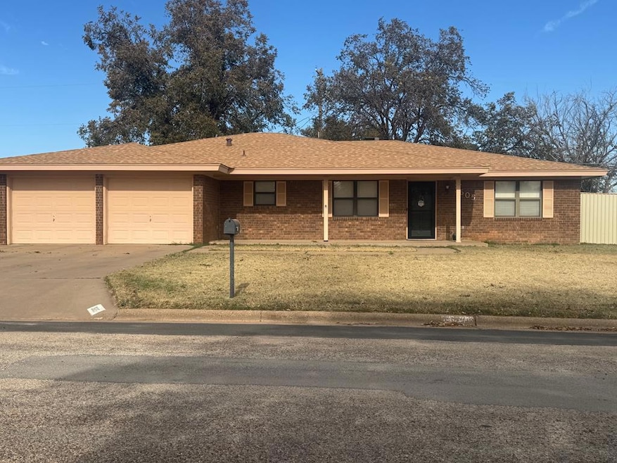 3605 41st St, Snyder, TX 79549 - photo 1