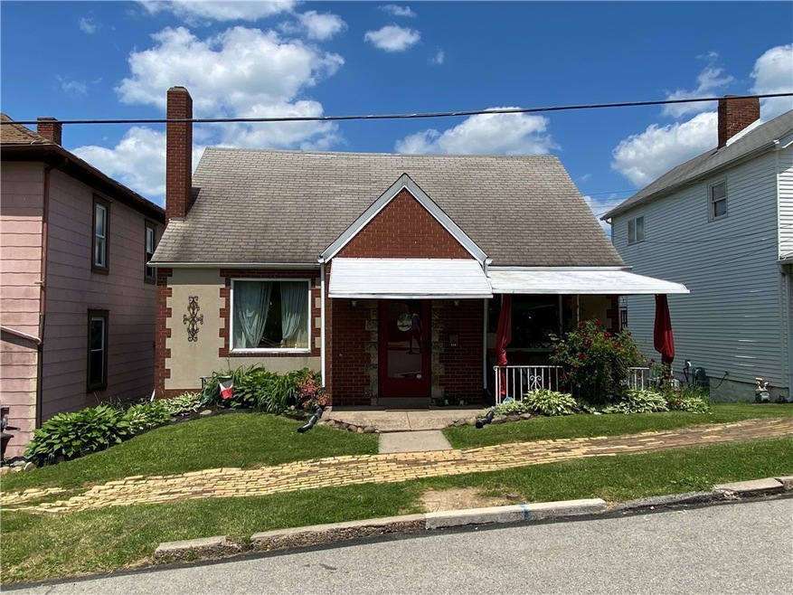 116 Lowell St, Vandergrift, PA 15690 - photo 1