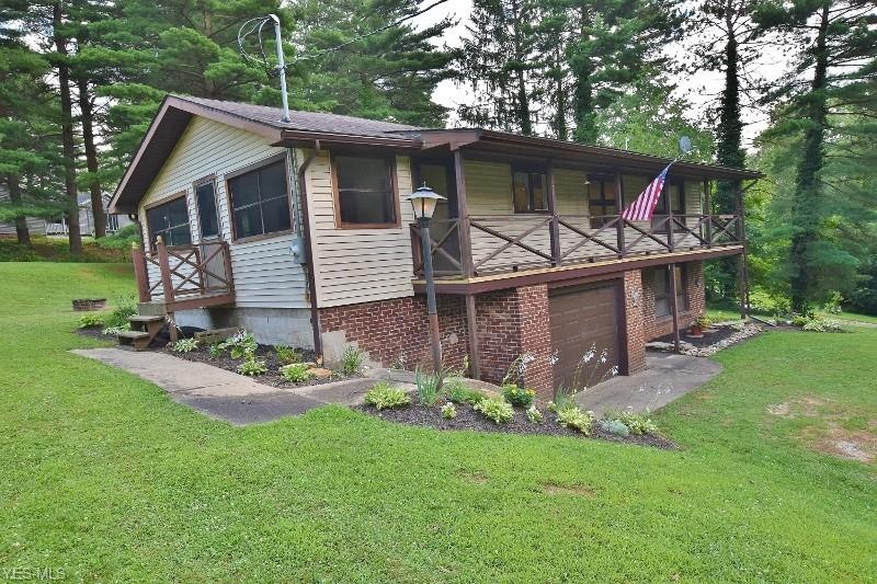 Welcome to 1204 Graber Drive, Dellroy