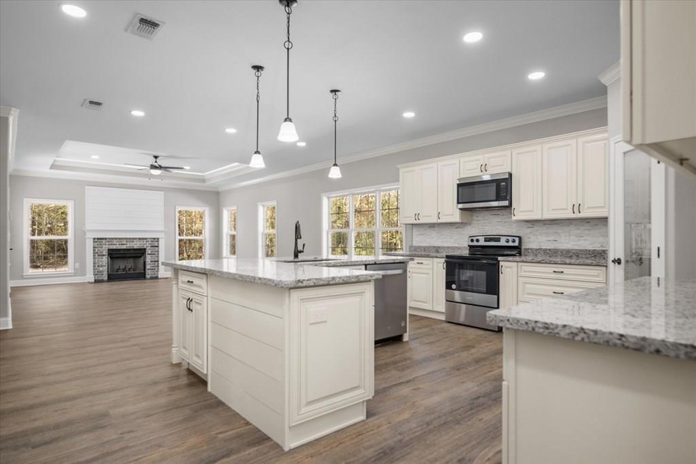 159 Canyon View, Lufkin, TX 75904 - photo 1