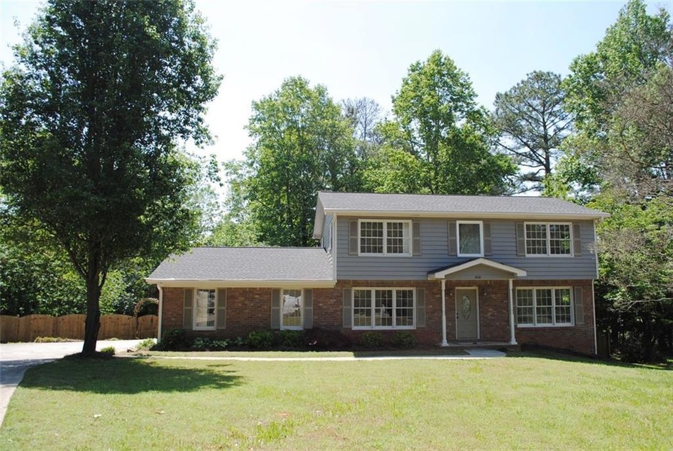 800 Blackberry Ct, Roswell, GA 30075 - photo 1