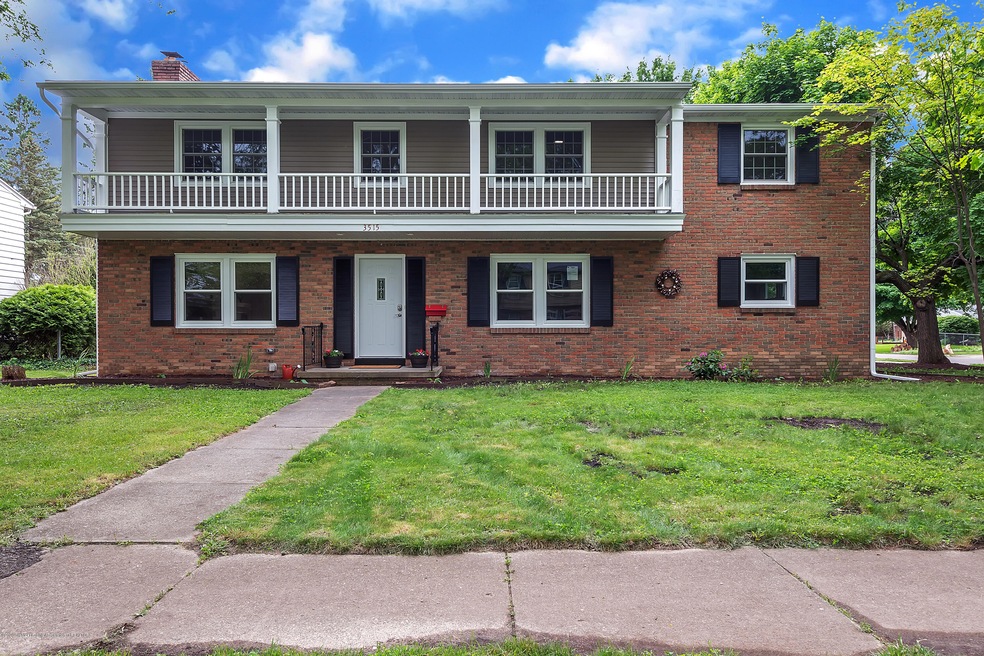 03_3515_Cambrey_DrWindowStillRealEstateP