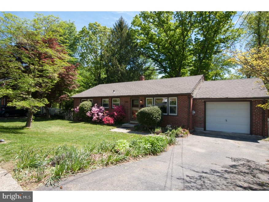 4934 Jackson Dr, Brookhaven, PA 19015 - photo 1