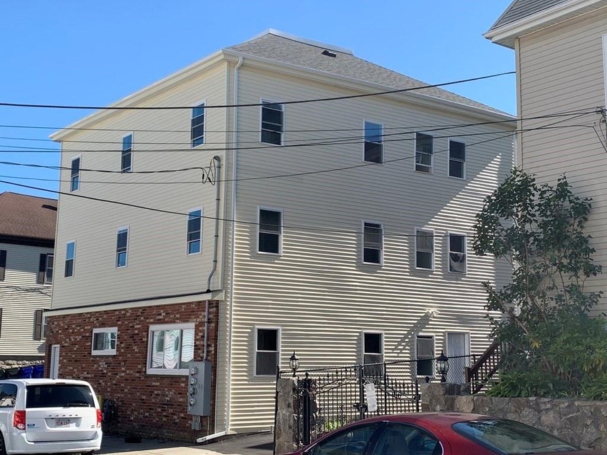 21 Tecumseh St, Fall River, MA 02721 - photo 1