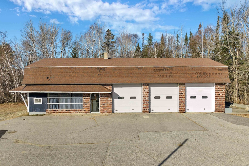 480 U S 3, Carroll, NH 03595 - photo 1