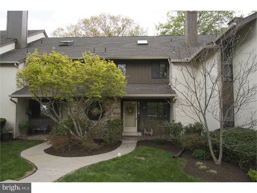 18 Oak Knoll Dr, Berwyn, PA 19312 - photo 1