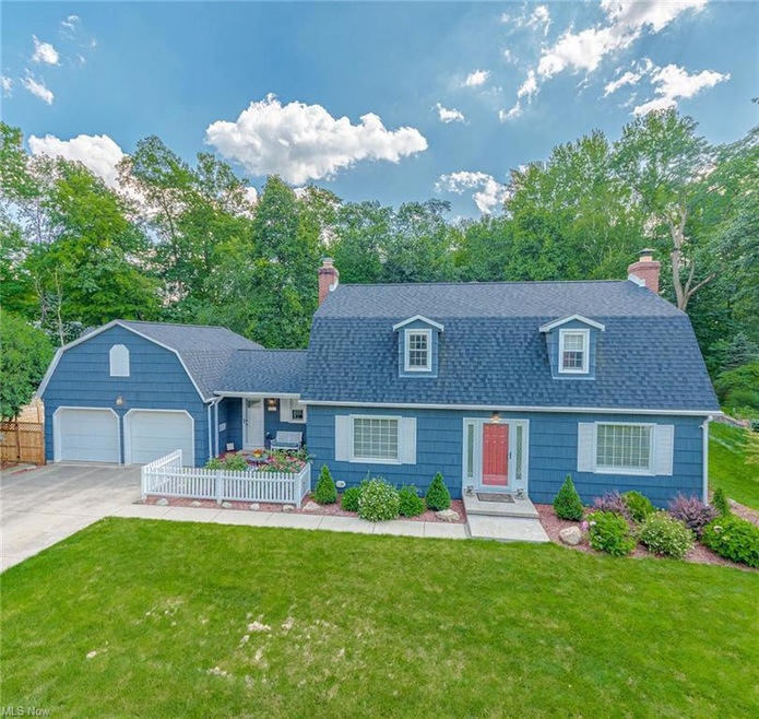 3 bedroom, 2.5 bathroom home on a 0.49 acrea lot.