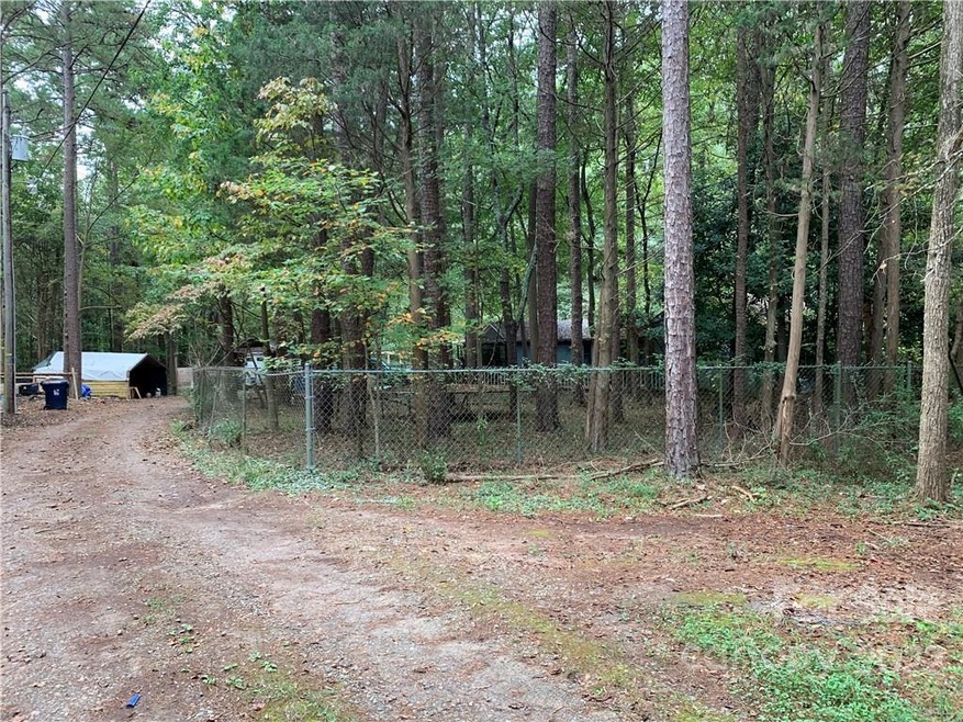 12134 Mcintosh Rd unit 17, Huntersville, NC 28078 - photo 1