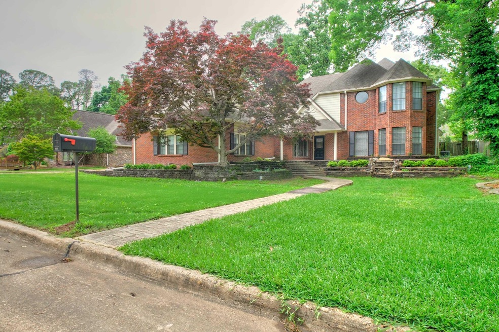 6111 Stoneridge Dr, Texarkana, TX 75503 - photo 1