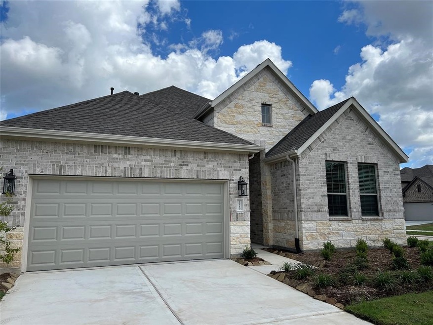 7910 Look Out Hill Dr, Magnolia, TX 77354 - photo 1