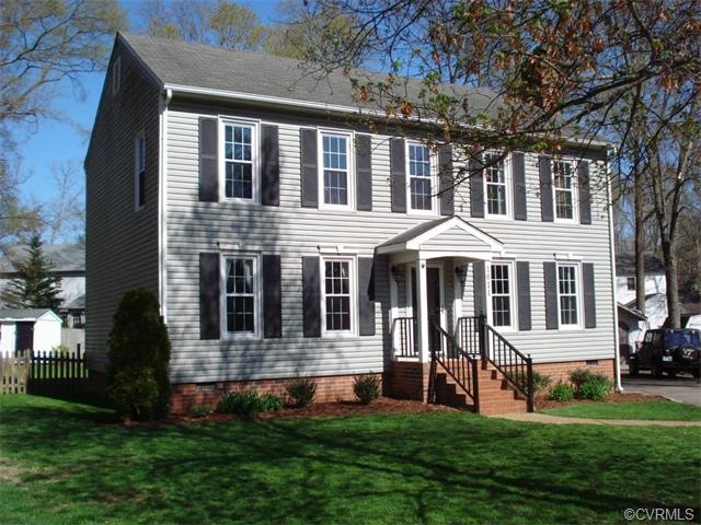 Welcome to 1611 Wood Grove Circle on the cul-de-sa