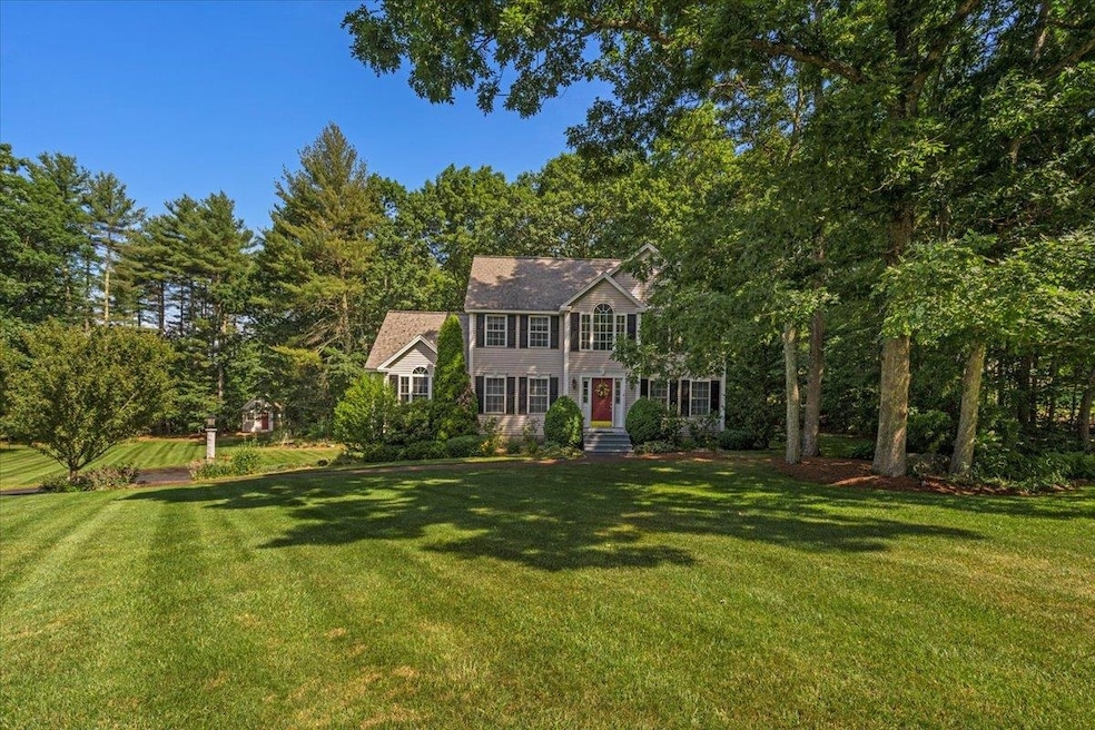 4 Ellsworth Ln, Pelham, NH 03076 - photo 1