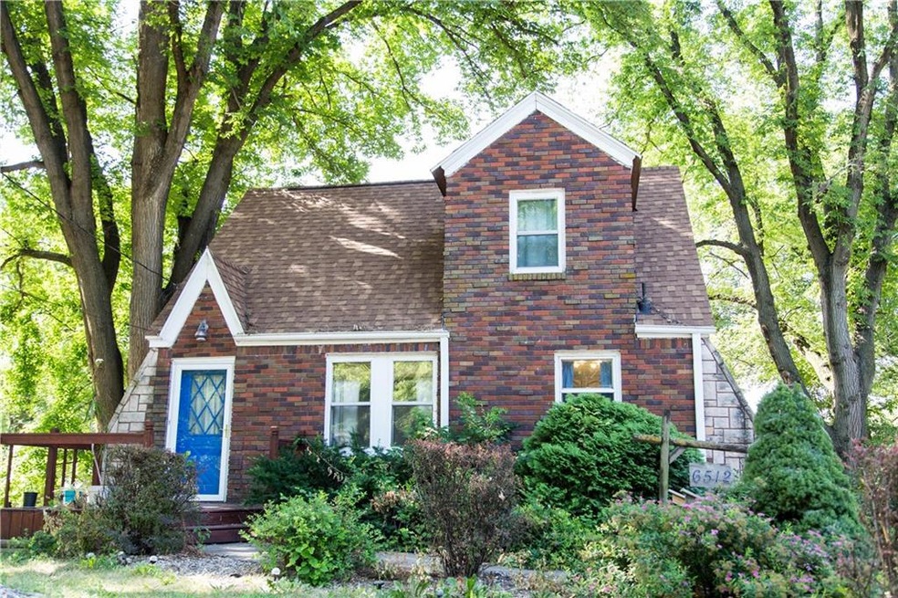 6512 School St, Windsor Heights, IA 50324 - photo 1