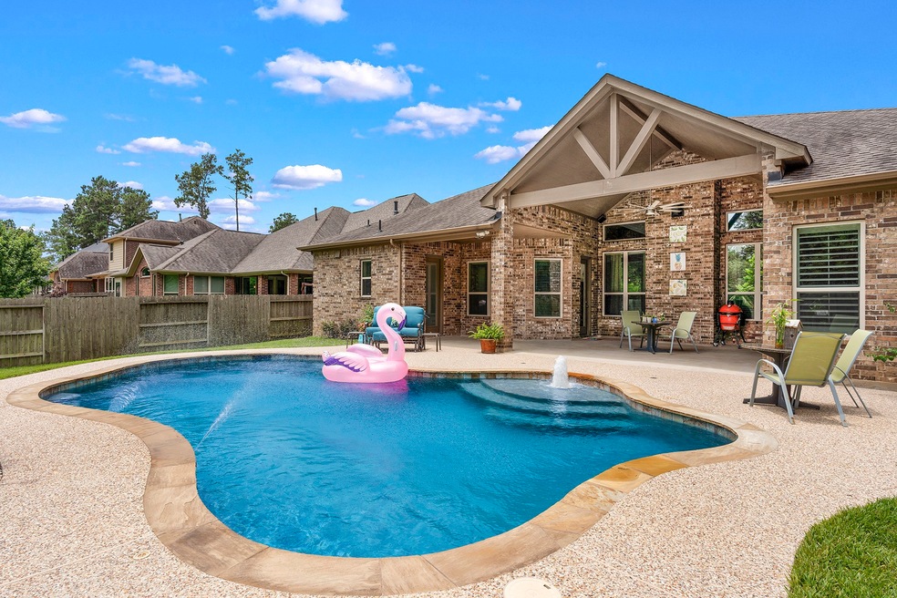 30726 Raleigh Creek Dr, Tomball, TX 77375 - photo 1