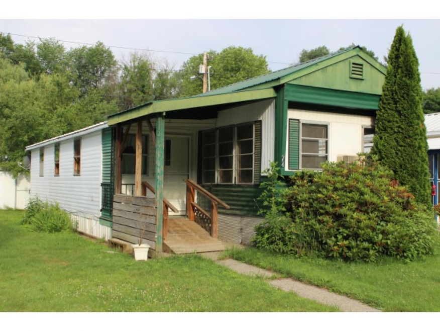 74 Glen St, Brattleboro, VT 05301 - photo 1