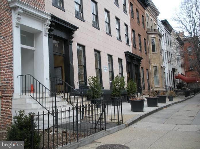 902 Saint Paul St unit 5, Baltimore, MD 21202 - photo 1