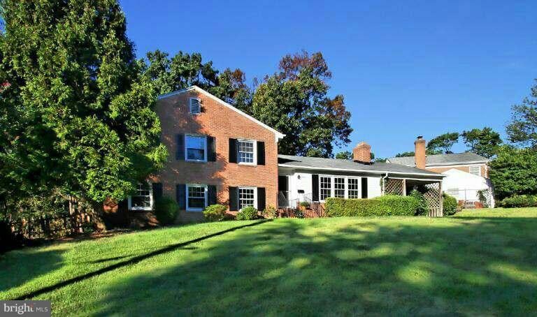 2428 Lexington Rd, Falls Church, VA 22043 - photo 1