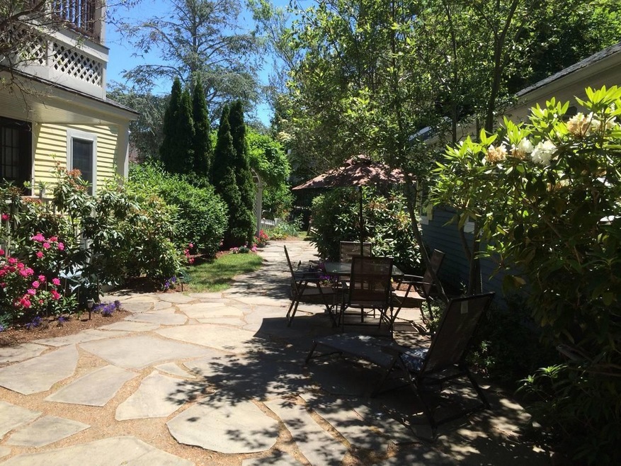 30 Bangs St unit D, Provincetown, MA 02657 - photo 1