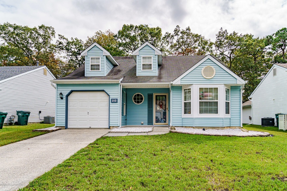 212 Danbury Dr, Little Egg Harbor Township, NJ 08087 - photo 1