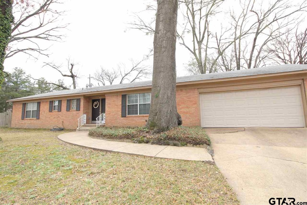 1827 1827 Sybil, Tyler, TX 75703 - photo 1