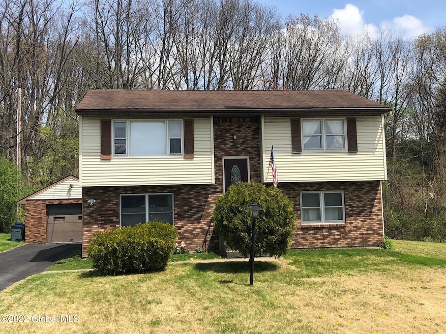 11 Rosemary Drive Extension, Albany, NY 12211 - photo 1