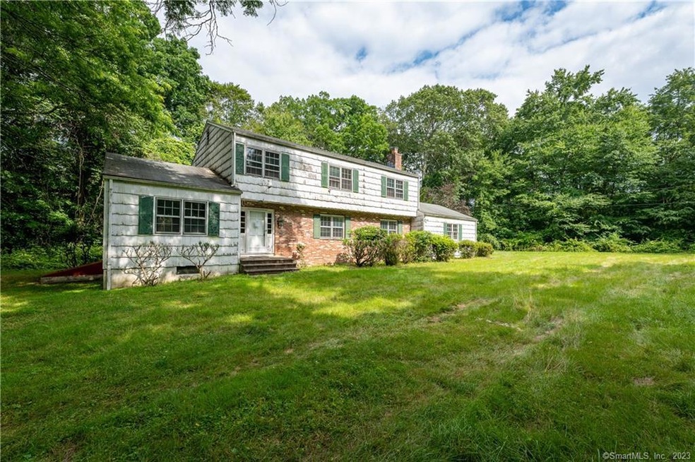 462 Taconic Rd, Greenwich, CT 06831 - photo 1