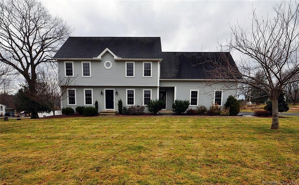 39 Lincoln Rd, Cromwell, CT 06416 - photo 1