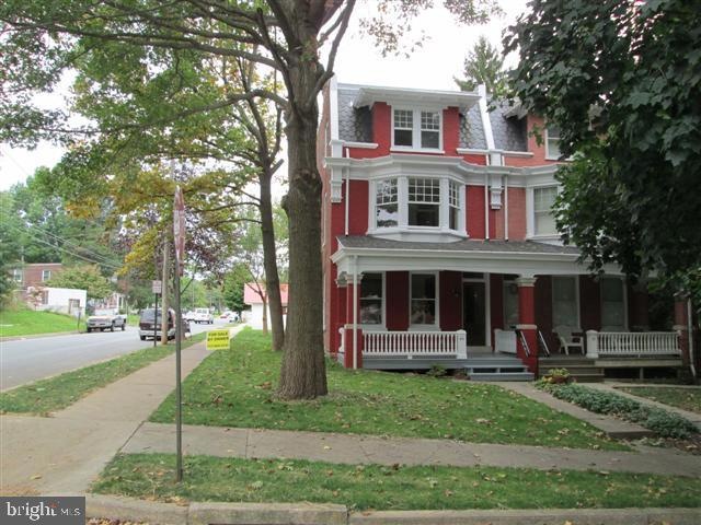 50 Cottage Ave, Lancaster, PA 17602 - photo 1