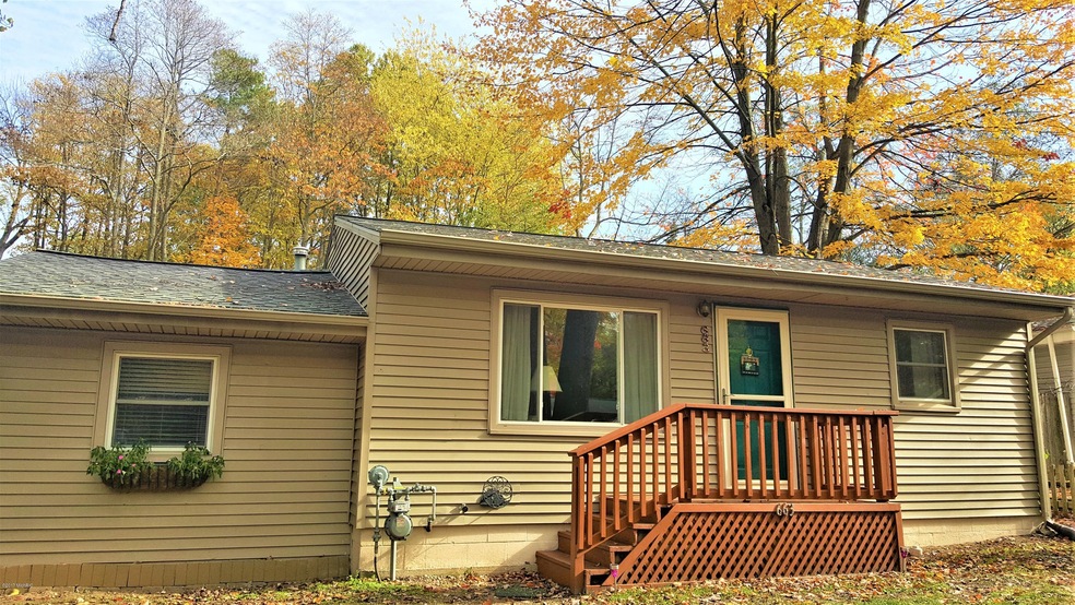 663 Midway, off South Shore Drive