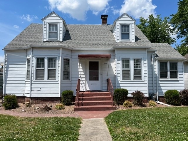 410 W Saint Anthony Ave, Effingham, IL 62401 - photo 1