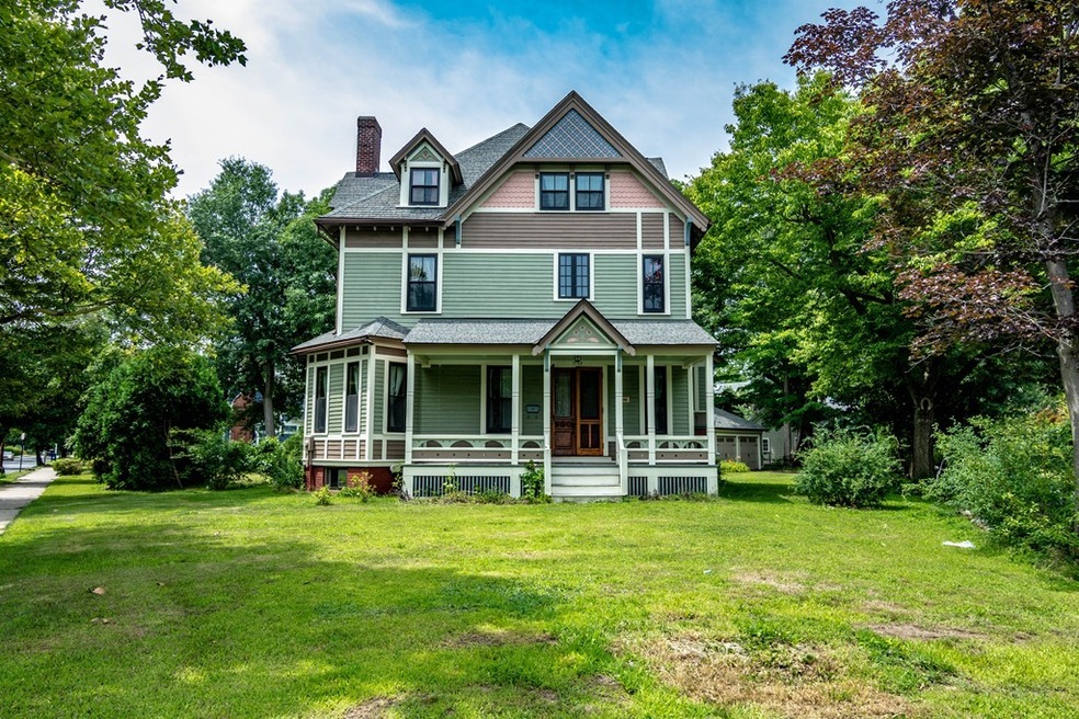 1138 Worthington St, Springfield, MA 01109 - photo 1