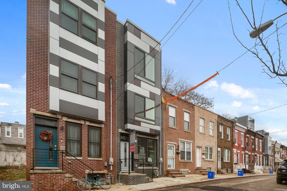 2051 Fernon St, Philadelphia, PA 19145 - photo 1