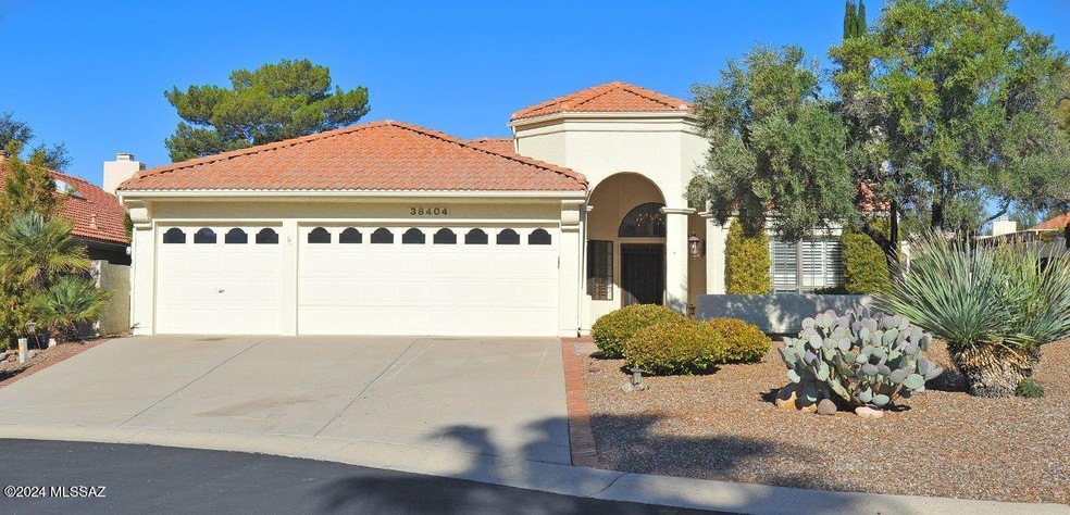 38404 S. Apache Peak Dr.
