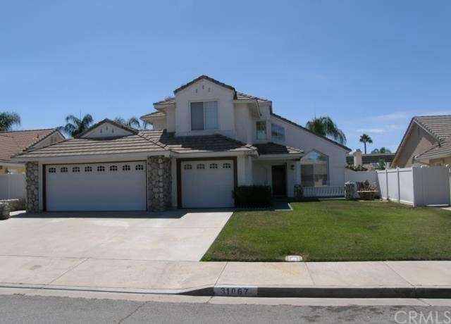Beautifully maintained 4 bdrm, 3 bath home in a gr