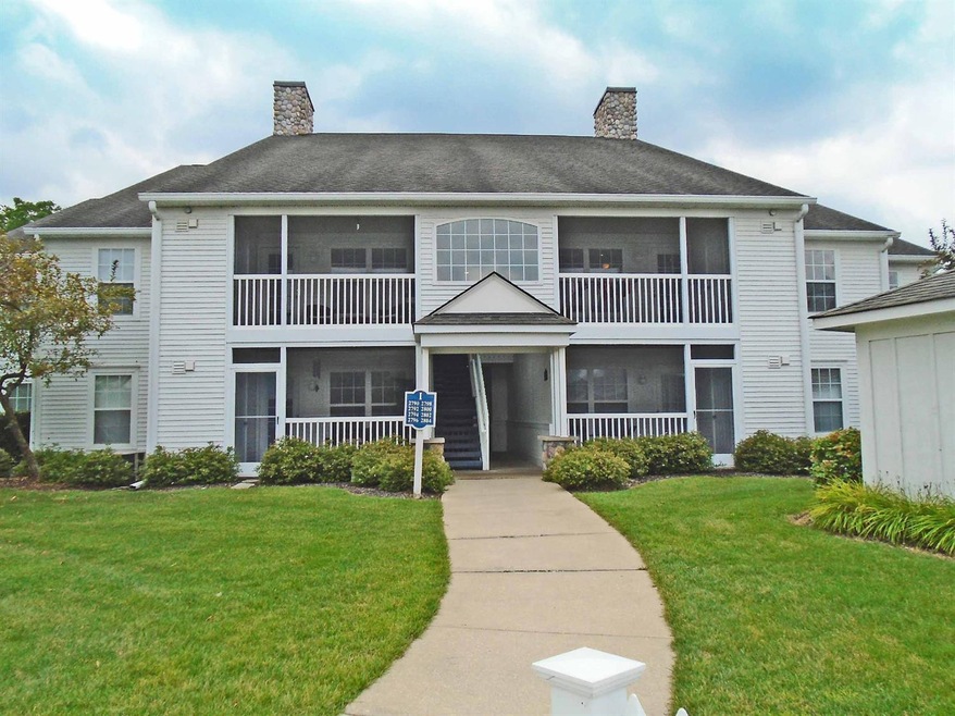 2800 S Knightsbridge Cir unit 94, Ann Arbor, MI 48105 - photo 1