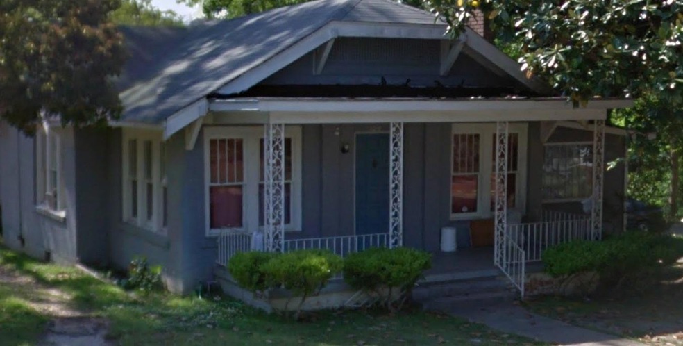 1014 9th Ave