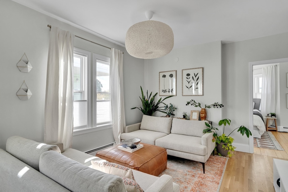 Sold $901,000 • Co-Listing Agent