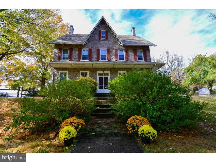 601 Easton Rd, Riegelsville, PA 18077 - photo 1