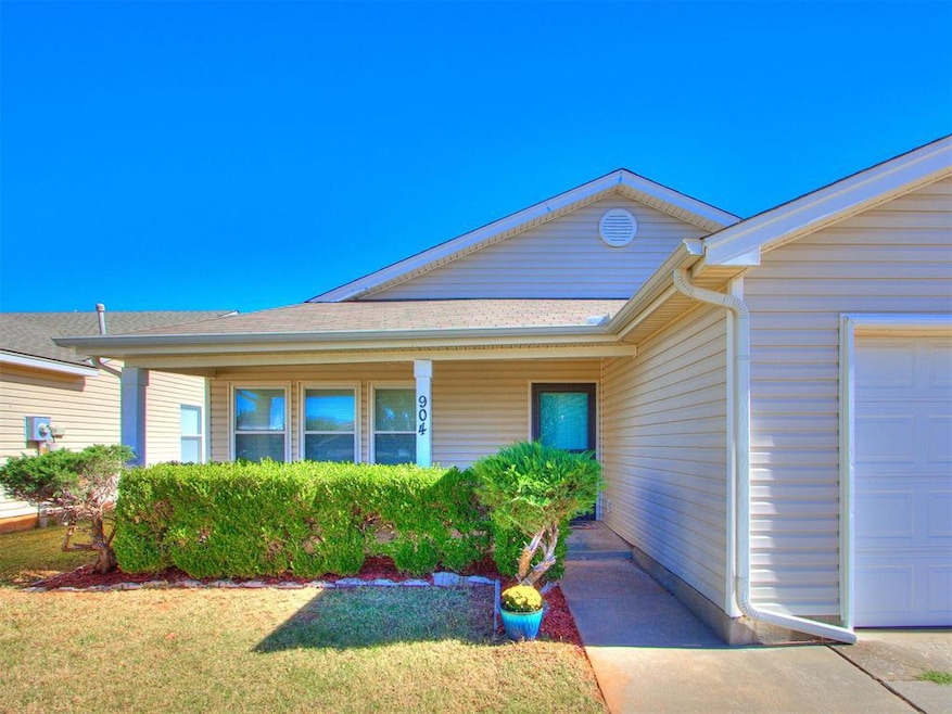 Pending $179,999 • Co-Listing Agent