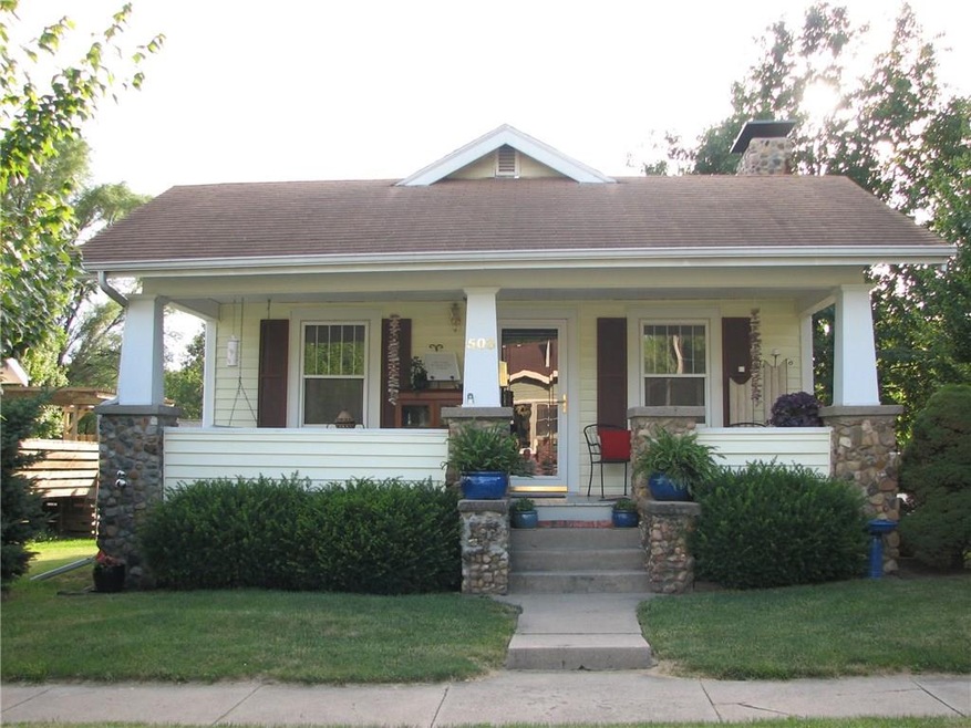 503 E 2nd St S, Newton, IA 50208 - photo 1