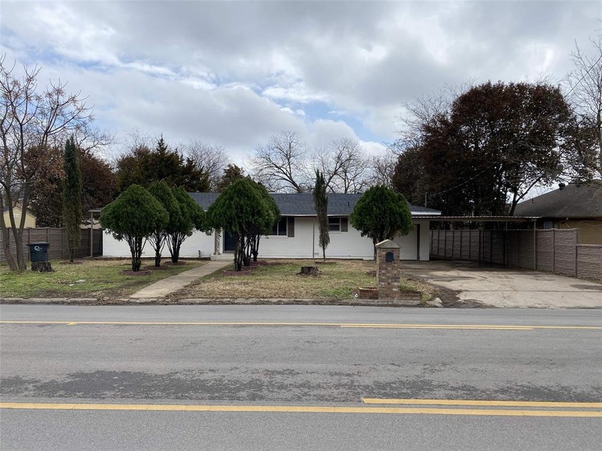 613 Woodard Ave, Cleburne, TX 76033 - photo 1