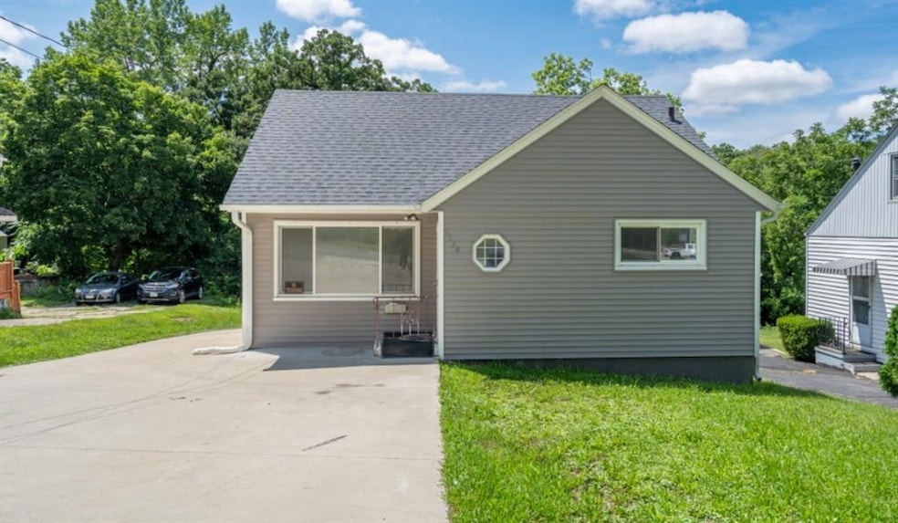 For Sale $199,900 • Co-Listing Agent